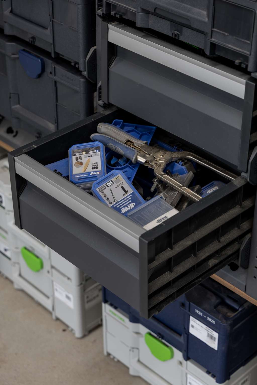 bott Tall Drawer M